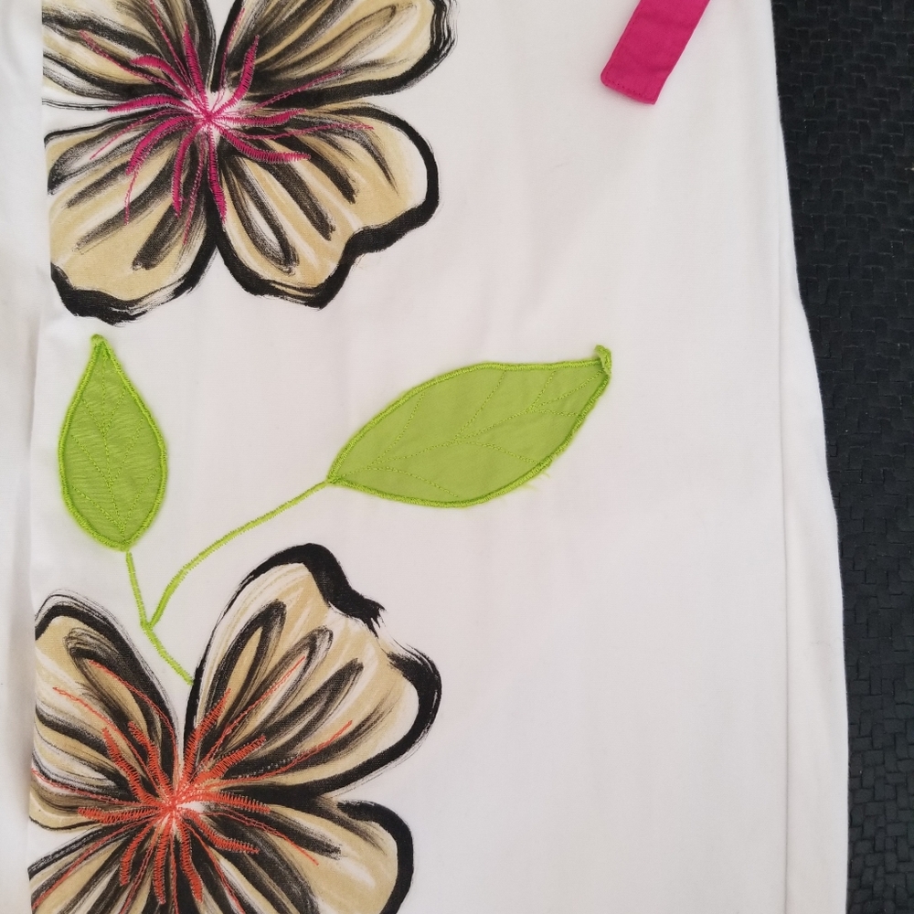 One Of A Kind. Hand painted crop pant